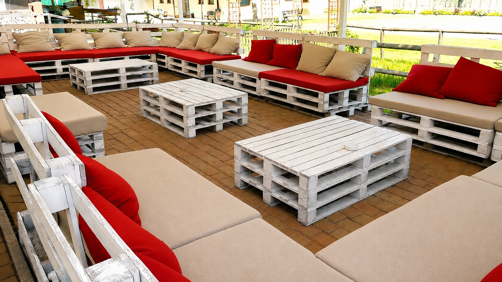 Outdoor restaurant terrace